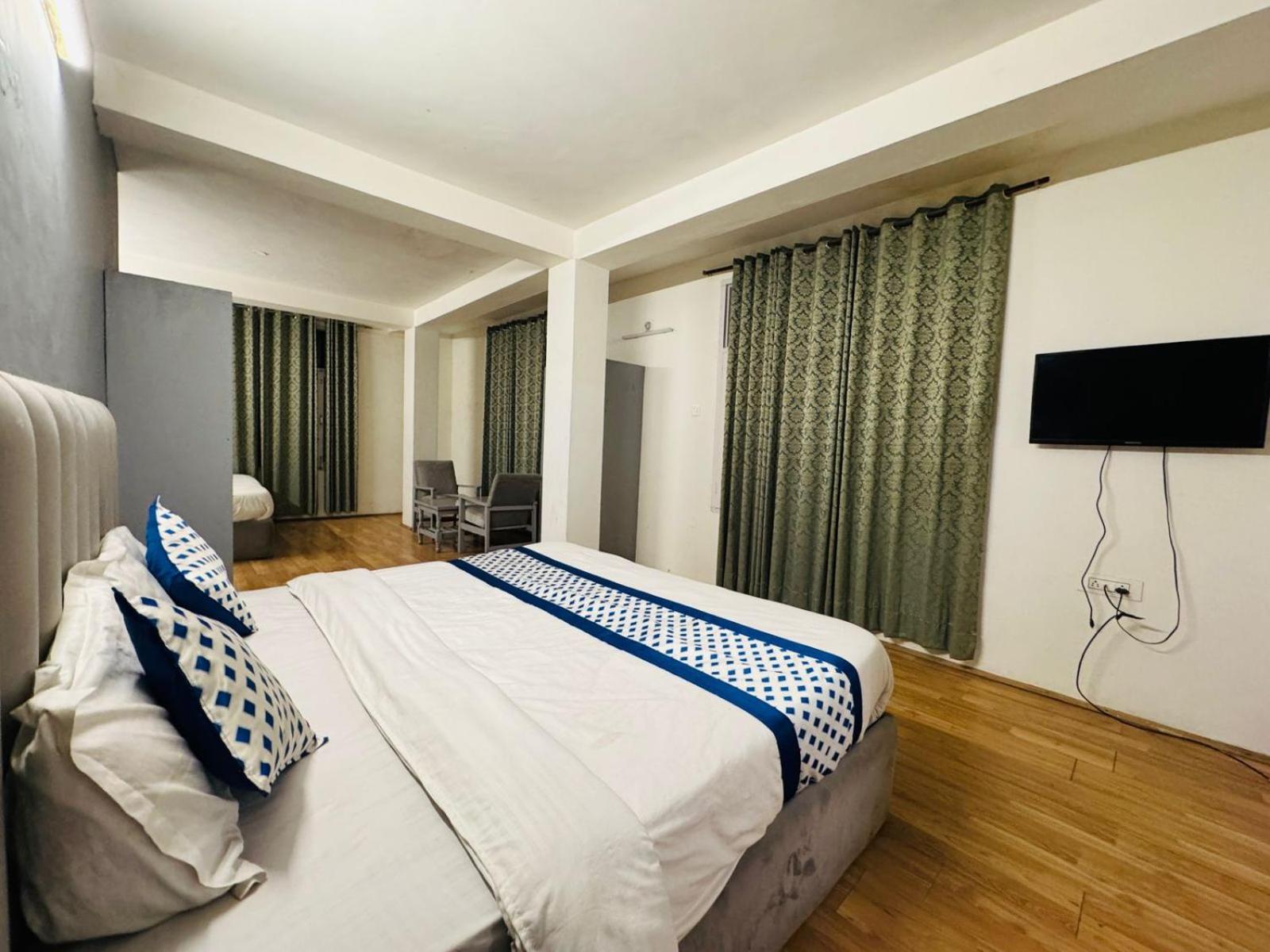 Hotel New # Link Way # Near Zing Bus Stand Manāli Exterior foto